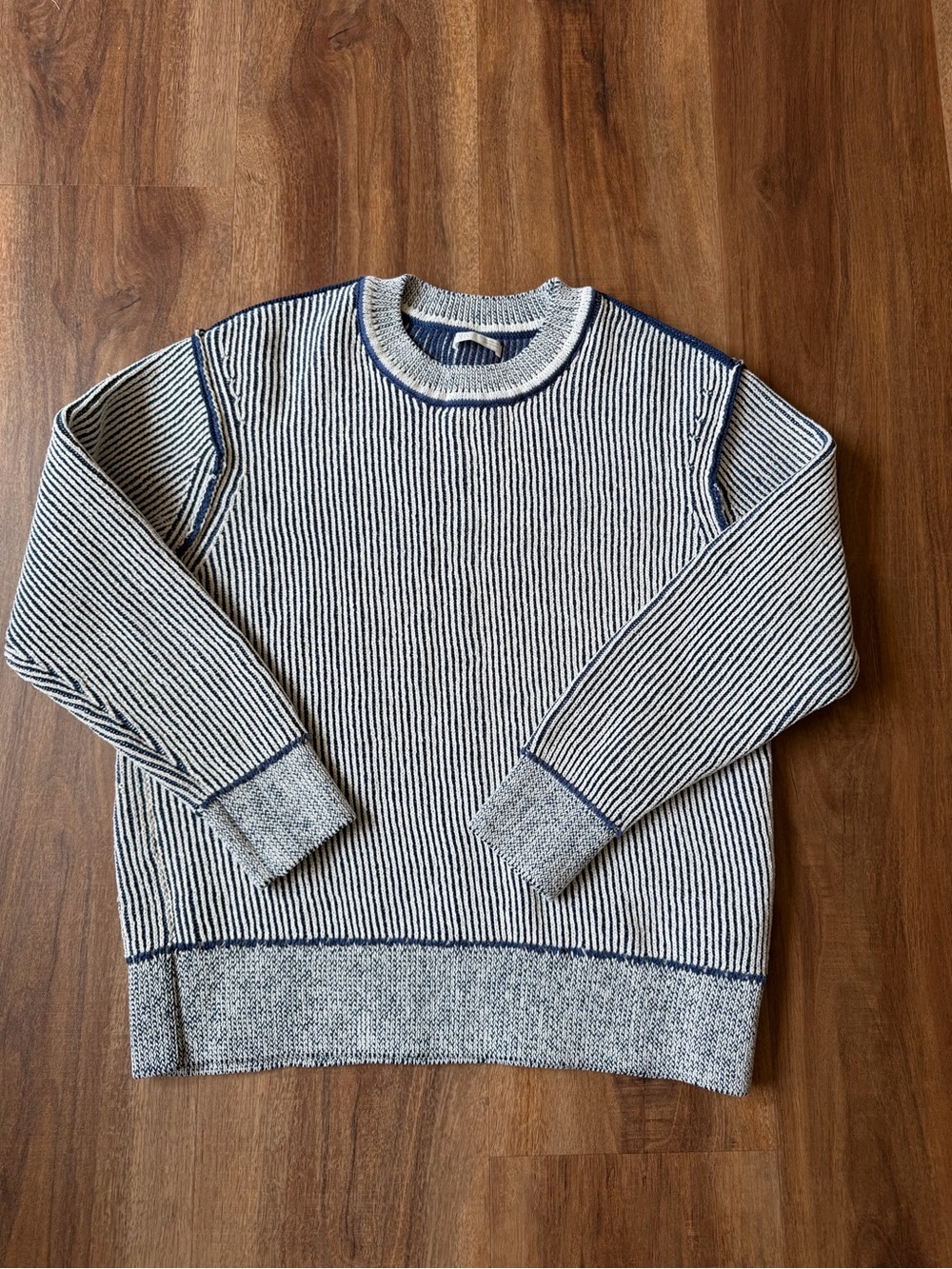 Zara Striped Crewneck Sweater in Navy and White
